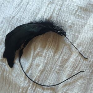 🆕 Black Feather Headband with Beaded  Detail